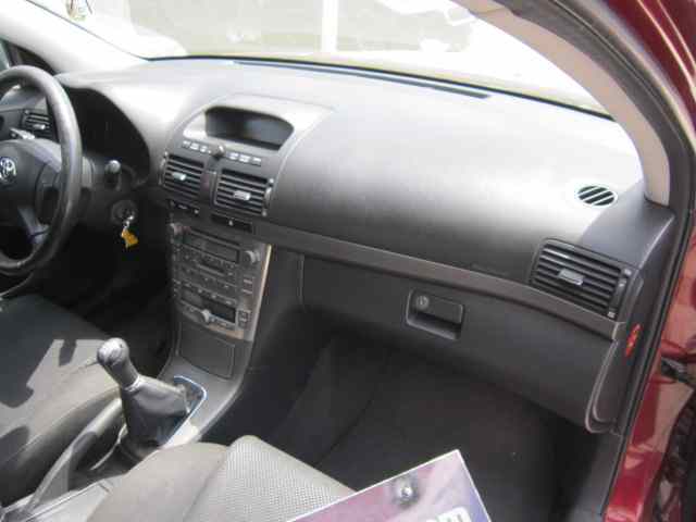 TOYOTA AVENSIS BERLINA (T25) 1.8 Sol Berlina (5-ptas) Motor 1,8 Ltr. - 95 kW 16V CAT