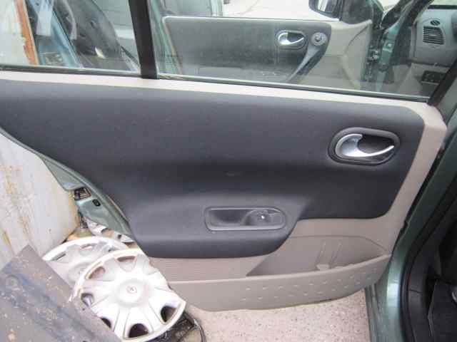 RENAULT MEGANE II BERLINA 5P Confort Authentique Motor 1,6 Ltr. - 82 kW 16V
