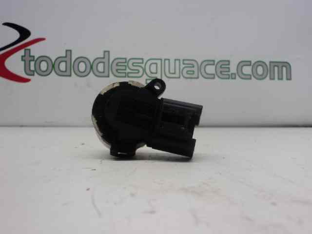 ANTIRROBO TOYOTA AVENSIS BERLINA (T25) *
