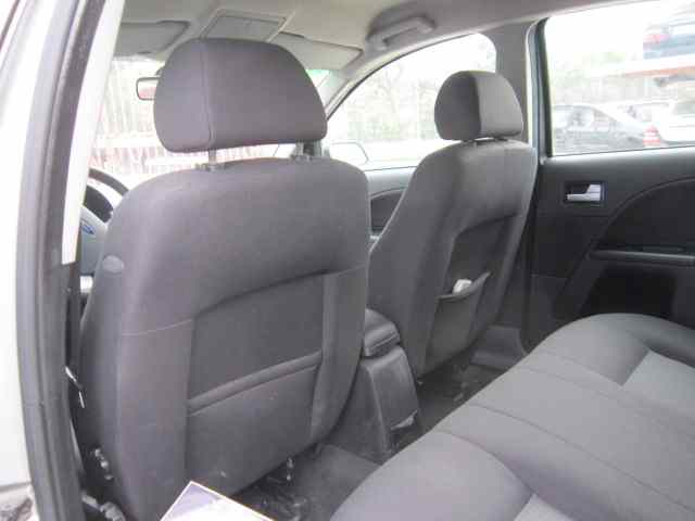 FORD MONDEO BERLINA (GE) Ambiente (06.2003->) (D) Motor 2,0 Ltr. - 96 kW TDCi CAT