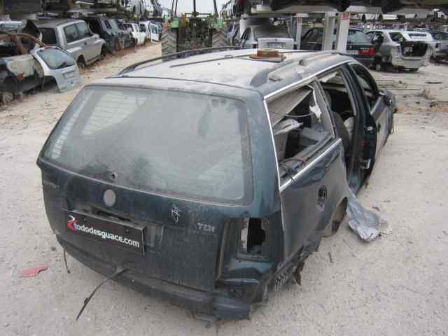 VOLKSWAGEN PASSAT BERLINA (3B3) Advance Motor 1,6 Ltr. - 75 kW