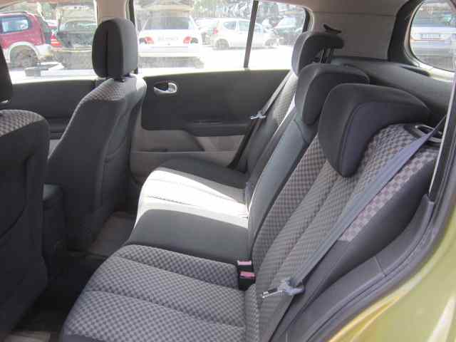 RENAULT MEGANE II BERLINA 5P Confort Authentique Motor 1,6 Ltr. - 82 kW 16V