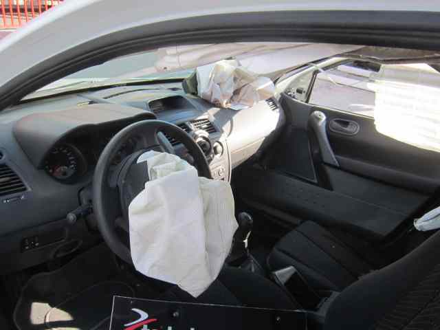 RENAULT MEGANE II BERLINA 5P Authentique Motor 1,4 Ltr. - 72 kW 16V