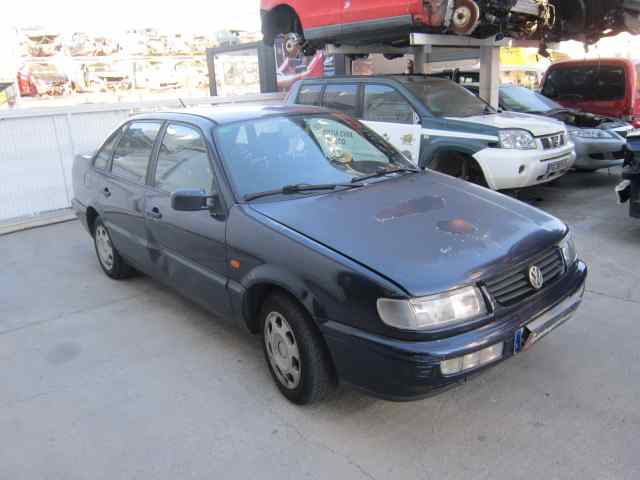 VOLKSWAGEN PASSAT BERLINA (3A2) CL Motor 2,0 Ltr. - 85 kW