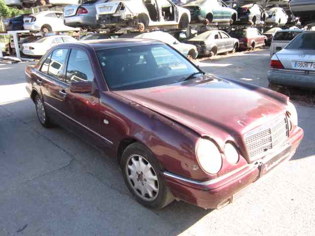 MERCEDES CLASE E (W210) BERLINA DIESEL 300 Diesel (210.020) Motor 3,0 Ltr. - 100 kW Diesel CAT