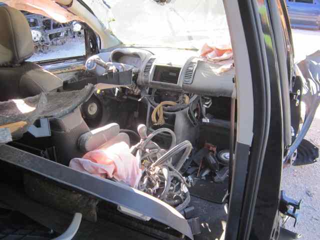 NISSAN NOTE (E11E) Tekna Motor 1,6 Ltr. - 81 kW 16V CAT