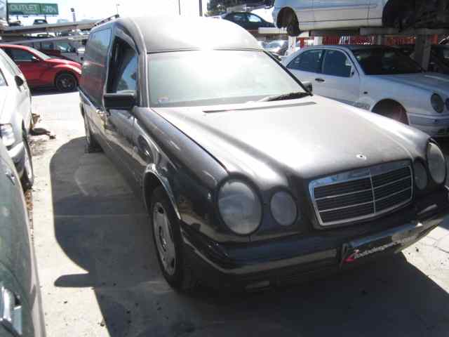 MERCEDES CLASE E (W210) BERLINA DIESEL 290 Turbodiesel (210.017) Motor 2,9 Ltr. - 95 kW Turbodiesel CAT