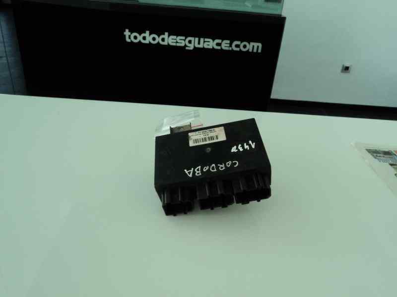 UCE CONFORT SEAT IBIZA (6K1) Free Sky