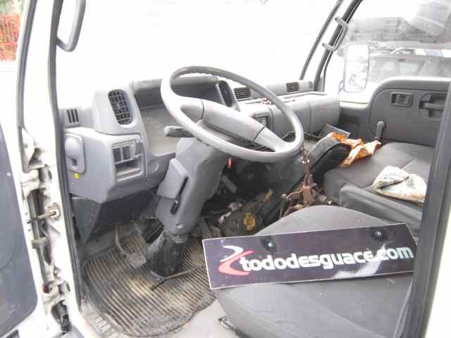 NISSAN CABSTAR E95 CAMION 2.7 TD