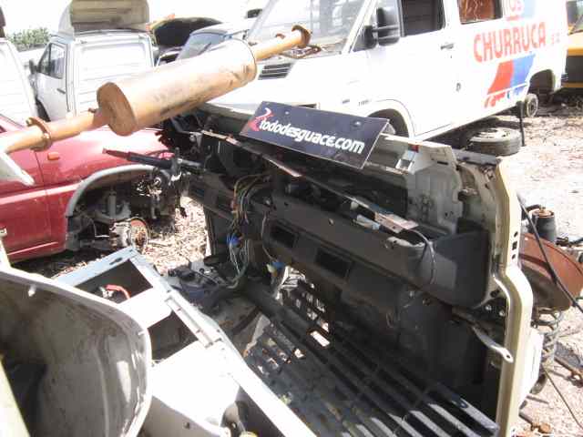 LAND ROVER DEFENDER (LD) 2.5 Td5 Motor 2,5 Ltr. - 90 kW Td5