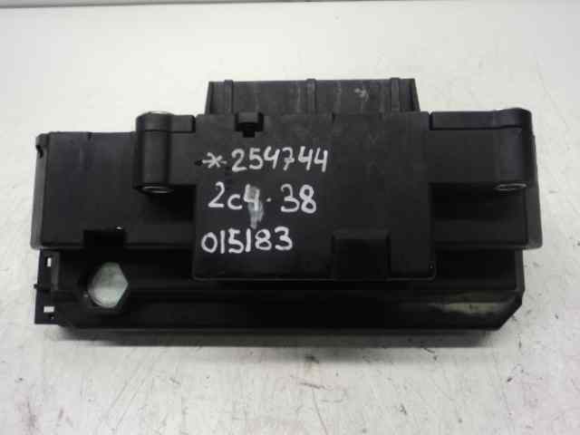 CAJA RELES / FUSIBLES BMW SERIE 7 (E65/E66) 745i