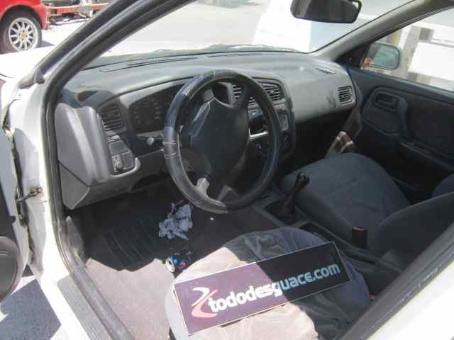 NISSAN PRIMERA BERLINA (P11) 2.0 Navigation Motor 2,0 Ltr. - 66 kW Turbodiesel CAT