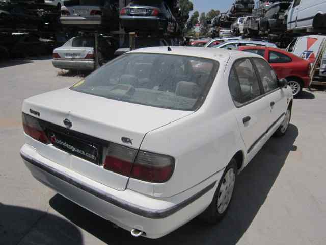NISSAN PRIMERA BERLINA (P11) 2.0 Navigation Motor 2,0 Ltr. - 66 kW Turbodiesel CAT