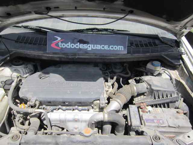 NISSAN ALMERA TINO (V10M) Acenta Motor 2,2 Ltr. - 100 kW dCi Diesel CAT