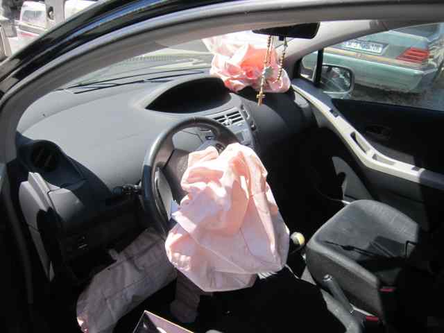 TOYOTA YARIS (KSP9/SCP9/NLP9) Básico Motor 1,4 Ltr. - 66 kW Turbodiesel CAT