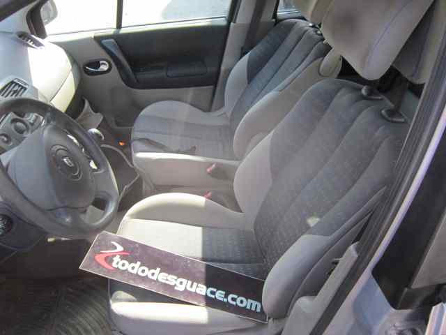 RENAULT SCENIC II Authentique Motor 1,5 Ltr. - 78 kW dCi Diesel