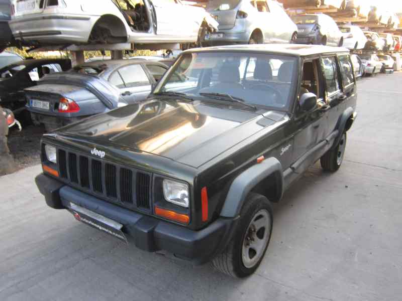 CHRYSLER JEEP CHEROKEE (J) 2.5 Basis Motor 2,5 Ltr. - 87 kW CAT