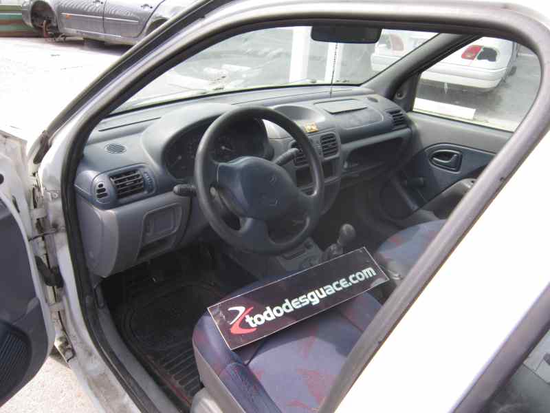 RENAULT CLIO II FASE I (B/CBO) 1.2 Motor 1,2 Ltr. - 43 kW