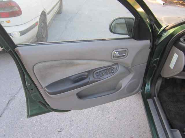 NISSAN ALMERA (N16/E) Acenta Motor 2,2 Ltr. - 81 kW 16V Turbodiesel CAT