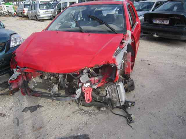 TOYOTA COROLLA (E12) 1.4 D-4D Luna Compact Motor 1,4 Ltr. - 66 kW Turbodiesel CAT