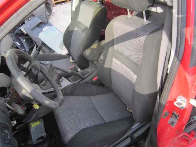 TOYOTA COROLLA (E12) 1.4 D-4D Luna Compact Motor 1,4 Ltr. - 66 kW Turbodiesel CAT