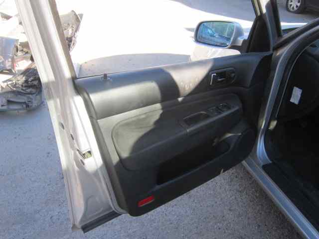 VOLKSWAGEN BORA BERLINA (1J2) Conceptline Motor 1,6 Ltr. - 77 kW 16V