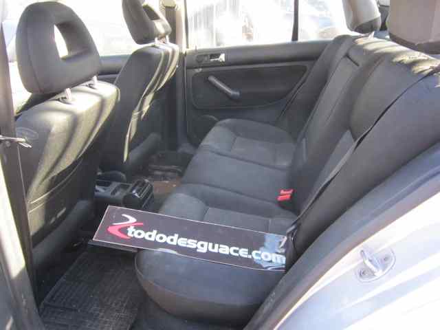 VOLKSWAGEN BORA BERLINA (1J2) Conceptline Motor 1,6 Ltr. - 77 kW 16V