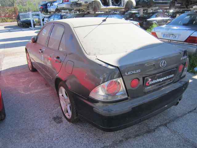 PUERTA DELANTERA IZQUIERDA TOYOTA LEXUS IS 200 (GXE10) Básico