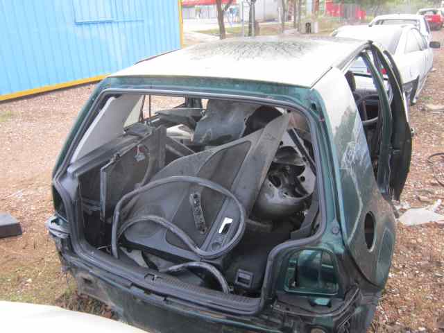 VOLKSWAGEN GOLF IV BERLINA (1J1) *