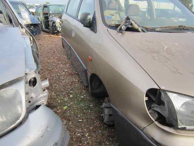 KIA CARENS 1.8 LS Monovolumen Motor 1,8 Ltr. - 81 kW CAT