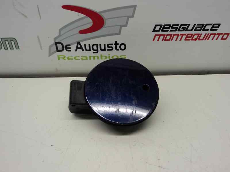 TAPA EXTERIOR COMBUSTIBLE FORD FIESTA BERLINA (DX) *