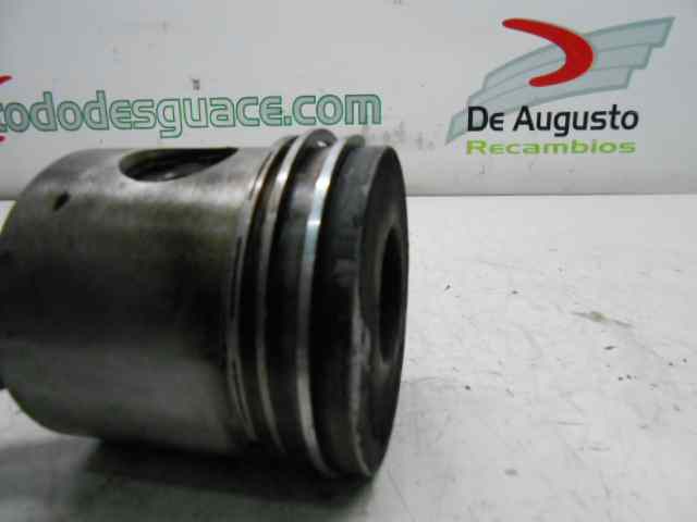 PISTON LAND ROVER DEFENDER (LD) TDI 110 Familiar (83kW)