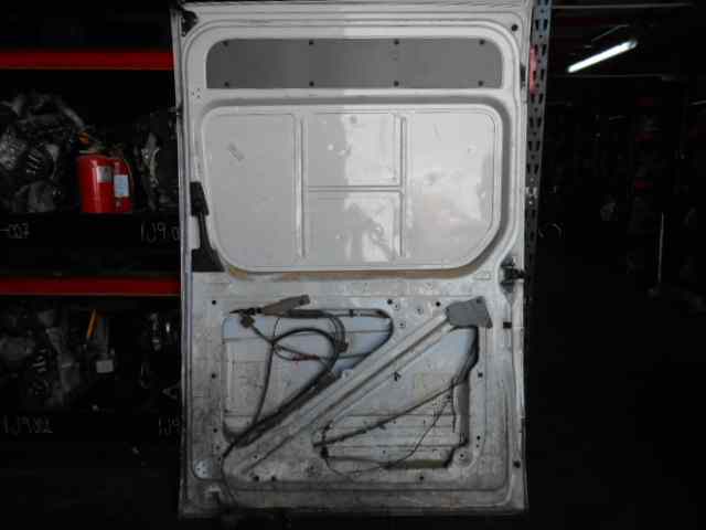 PUERTA LATERAL CORREDERA DERECHA MERCEDES SPRINTERII CAJA CERRADA (DESDE 01.06) 309/311/313/315         CDI  (906.631/633/635/637)
