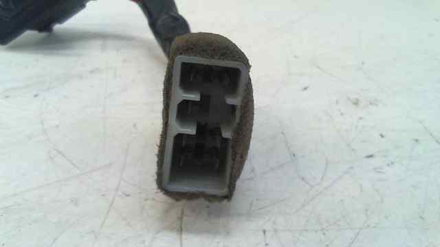 MANDO ELEVALUNAS DELANTERO DERECHO MITSUBISHI GALLOPER (HYUNDAI) 2.5 TD (116 CV) 5 velocidades