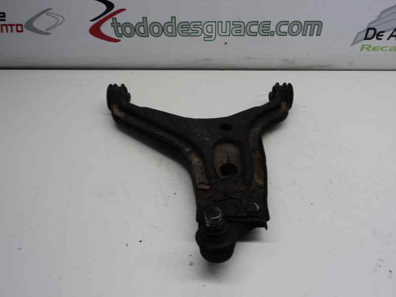 BRAZO SUSPENSION INFERIOR DELANTERO DERECHO AUDI 80 AVANT 2.0 (116 CV) 5 velocidades