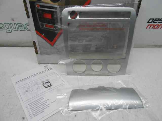 CARCASA CENTRAL DE RADIO Y CLIMA SEAT RECAMBIO ORIGINAL ACCESORIOS
