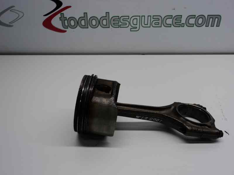PISTON BMW SERIE 3 BERLINA (E36) 316i