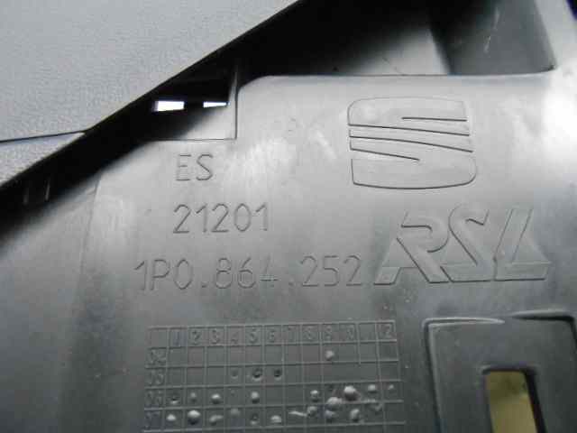 CONSOLA CENTRAL SEAT RECAMBIO ORIGINAL ACCESORIOS