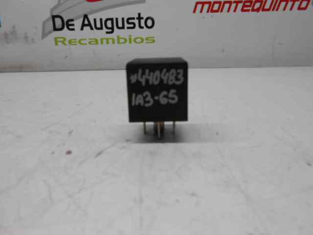 RELE PENDIENTE IDENTIFICAR .