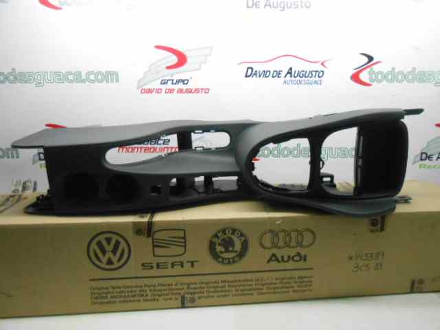 CONSOLA CENTRAL SEAT RECAMBIO ORIGINAL ACCESORIOS