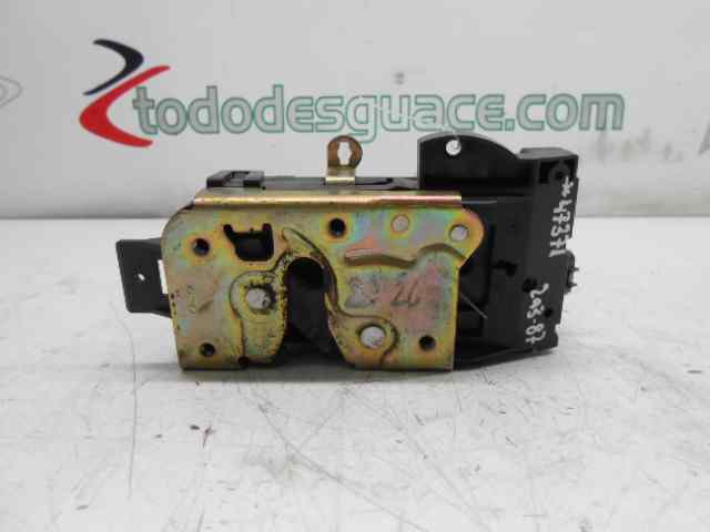 CERRADURA PUERT DELANTERA DERECHA FORD FOCUS 1.8 TDCi Turbodiesel (116 CV) 5 velocidades