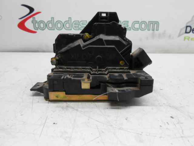 CERRADURA PUERT DELANTERA DERECHA FORD FOCUS 1.8 TDCi Turbodiesel (116 CV) 5 velocidades