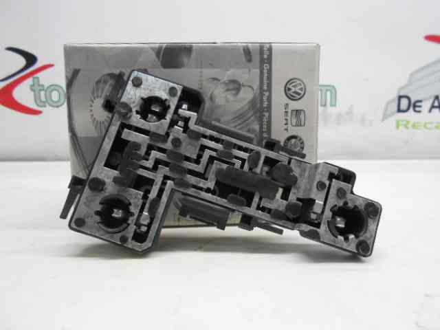 PORTALAMPARAS TRASERO DERECHO SEAT RECAMBIO ORIGINAL ACCESORIOS