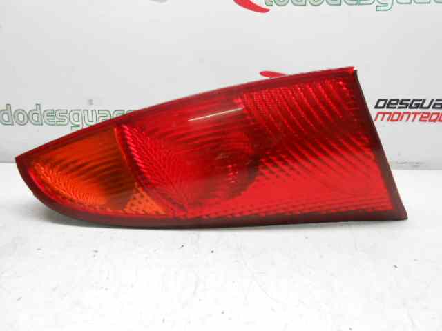 PILOTO TRASERO DERECHO FORD FOCUS BERLINA (CAK) Ambiente
