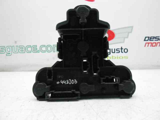 PORTALAMPARAS TRASERO DERECHO VOLKSWAGEN GOLF III BERLINA (1H1) GT  Special