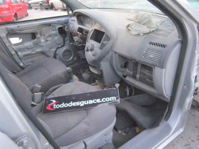 KIA CARENS 2.0 CRDi EX Monovolumen Motor 2,0 Ltr. - 103 kW CRDi