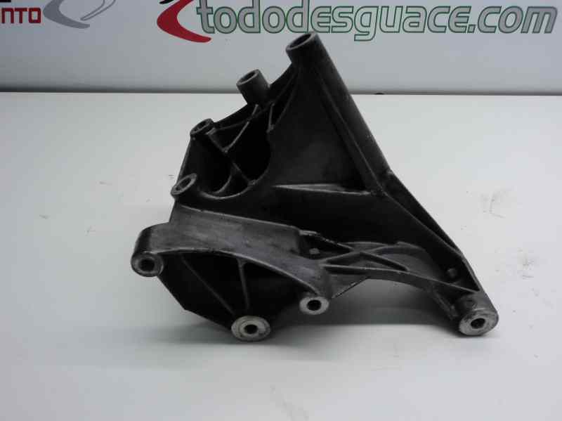 SOPORTE FORD FIESTA BERLINA Básico