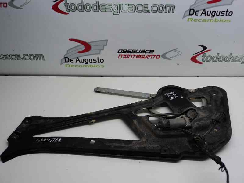 ELEVALUNAS DELANTERO DERECHO MERCEDES SPRINTER 02.00 -> CAJA CERRADA, TECHO ELEVADO *