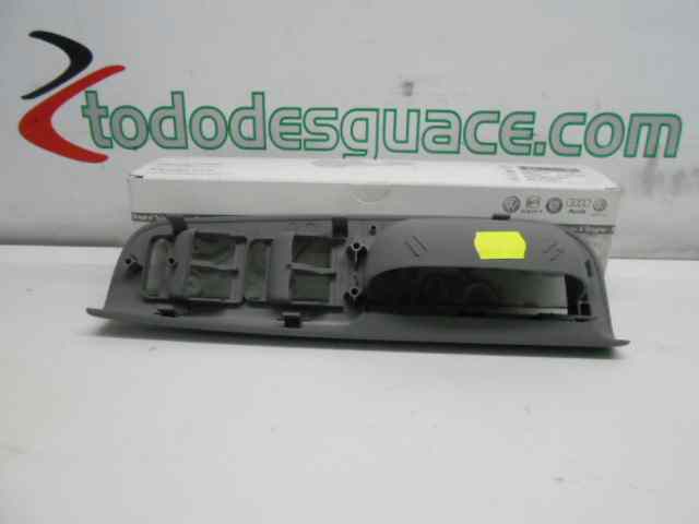 CARCASA DELANTERO IZQUIERDO DE MANDO ELEVALUNAS SEAT RECAMBIO ORIGINAL ACCESORIOS