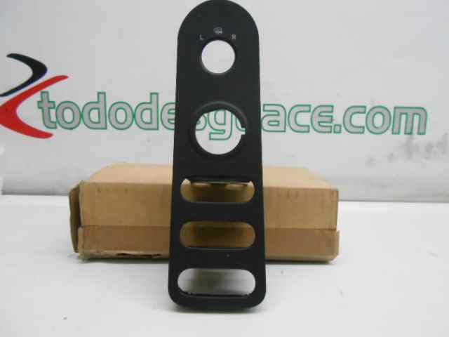 CARCASA DELANTERO IZQUIERDO DE MANDO ELEVALUNAS SEAT RECAMBIO ORIGINAL ACCESORIOS